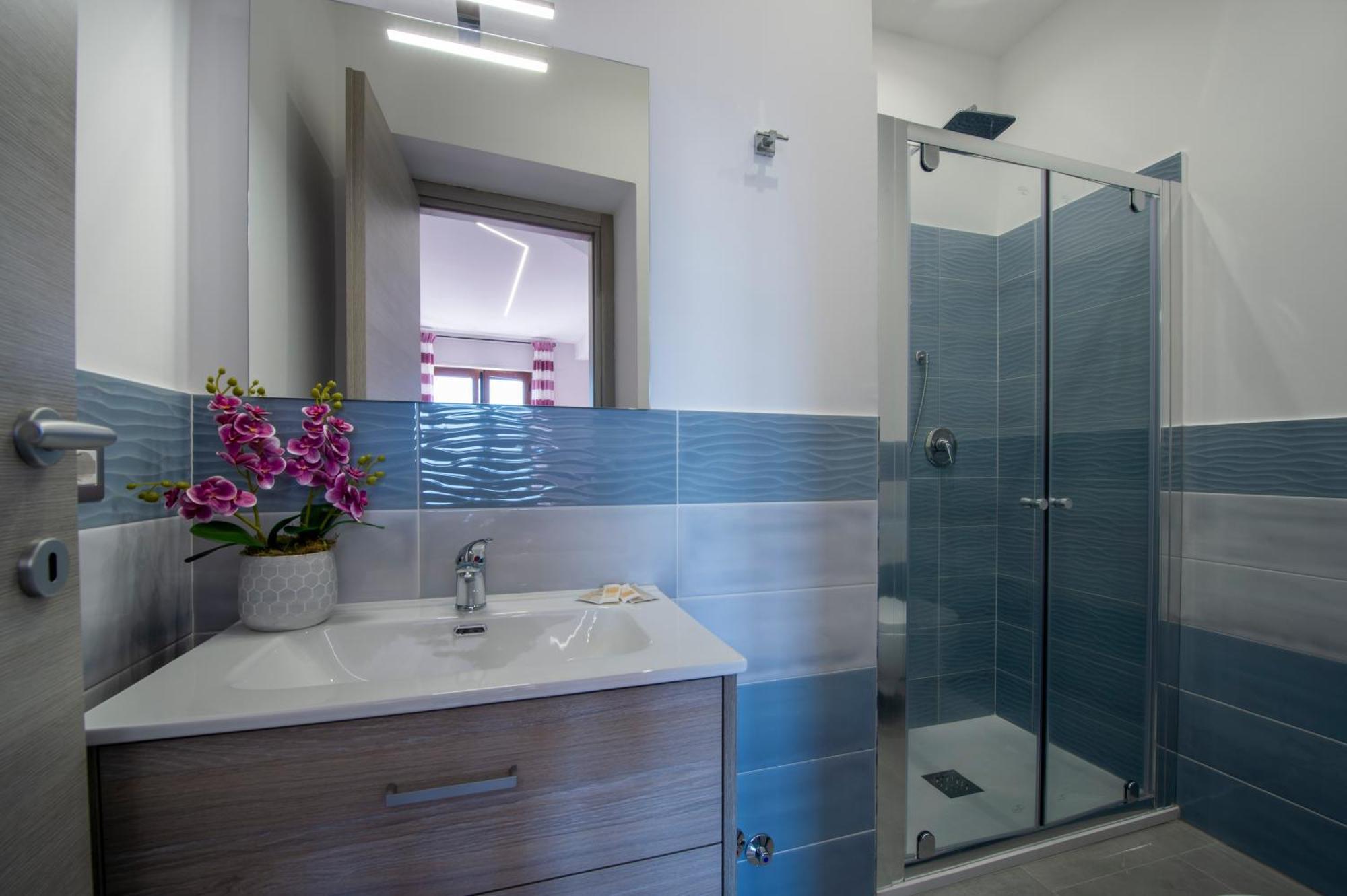Raggio Di Sole Bed & Breakfast อาเจโรลา ภายนอก รูปภาพ