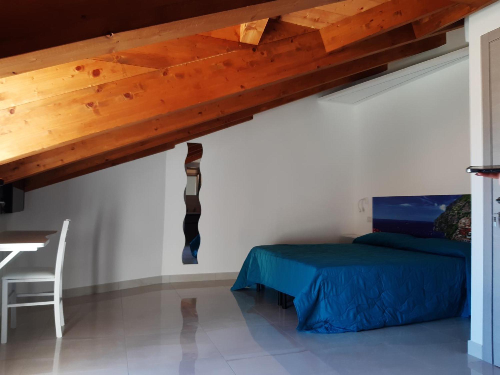 Raggio Di Sole Bed & Breakfast อาเจโรลา ภายนอก รูปภาพ