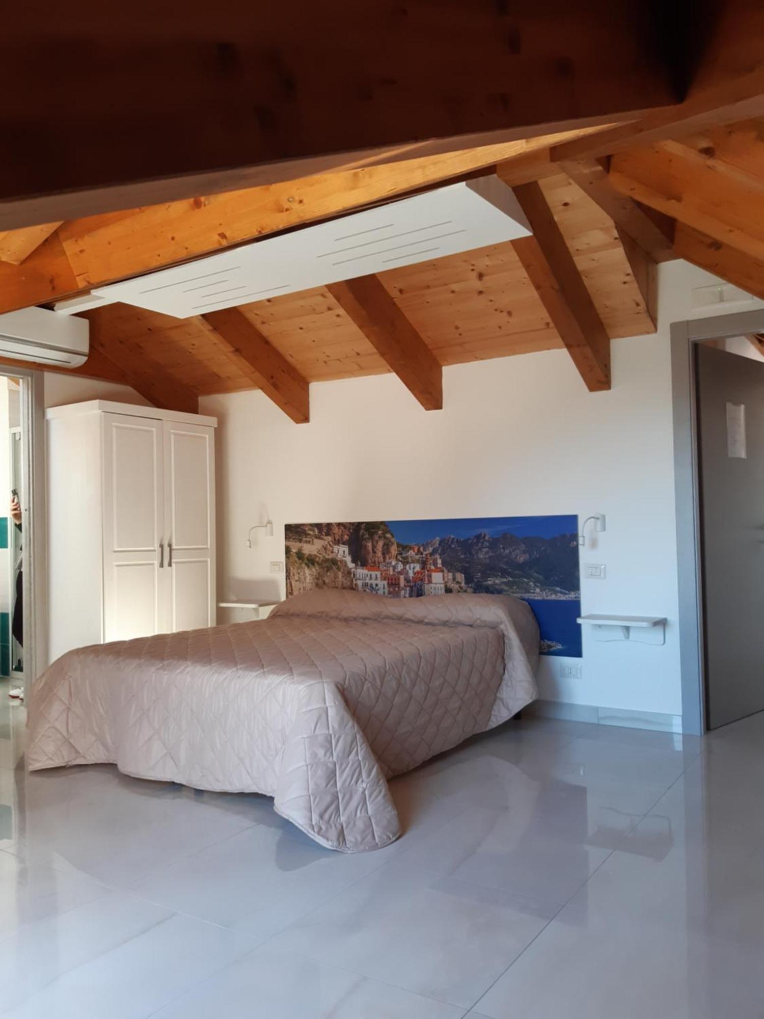 Raggio Di Sole Bed & Breakfast อาเจโรลา ภายนอก รูปภาพ